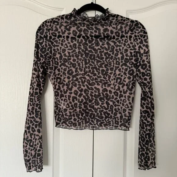Leopard Print Mesh Top - Picture 2 of 4